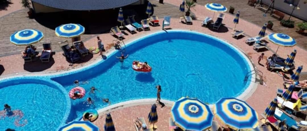 Apartment In Central Plaza Sunny Beach Dış mekan fotoğraf