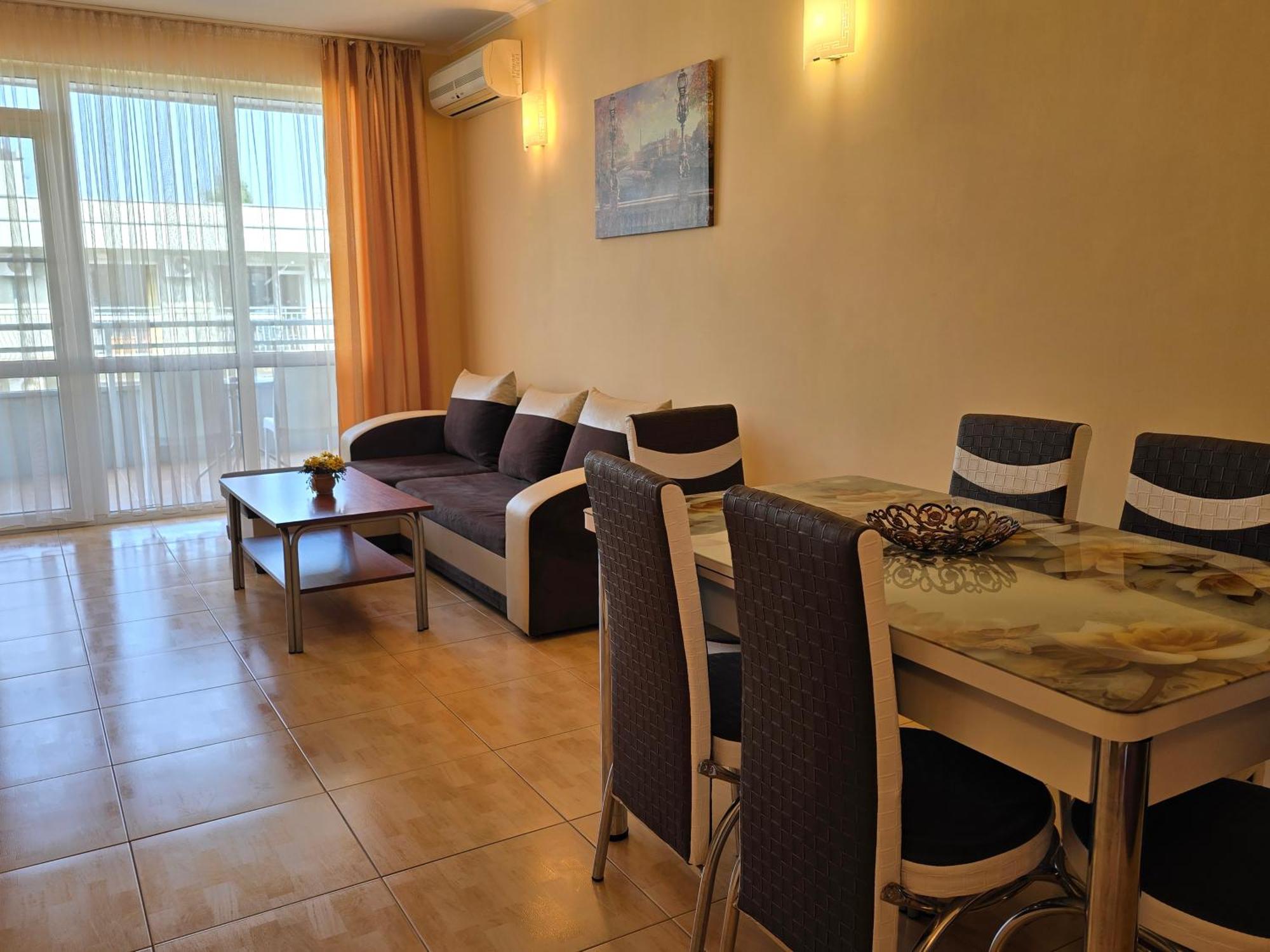 Apartment In Central Plaza Sunny Beach Dış mekan fotoğraf